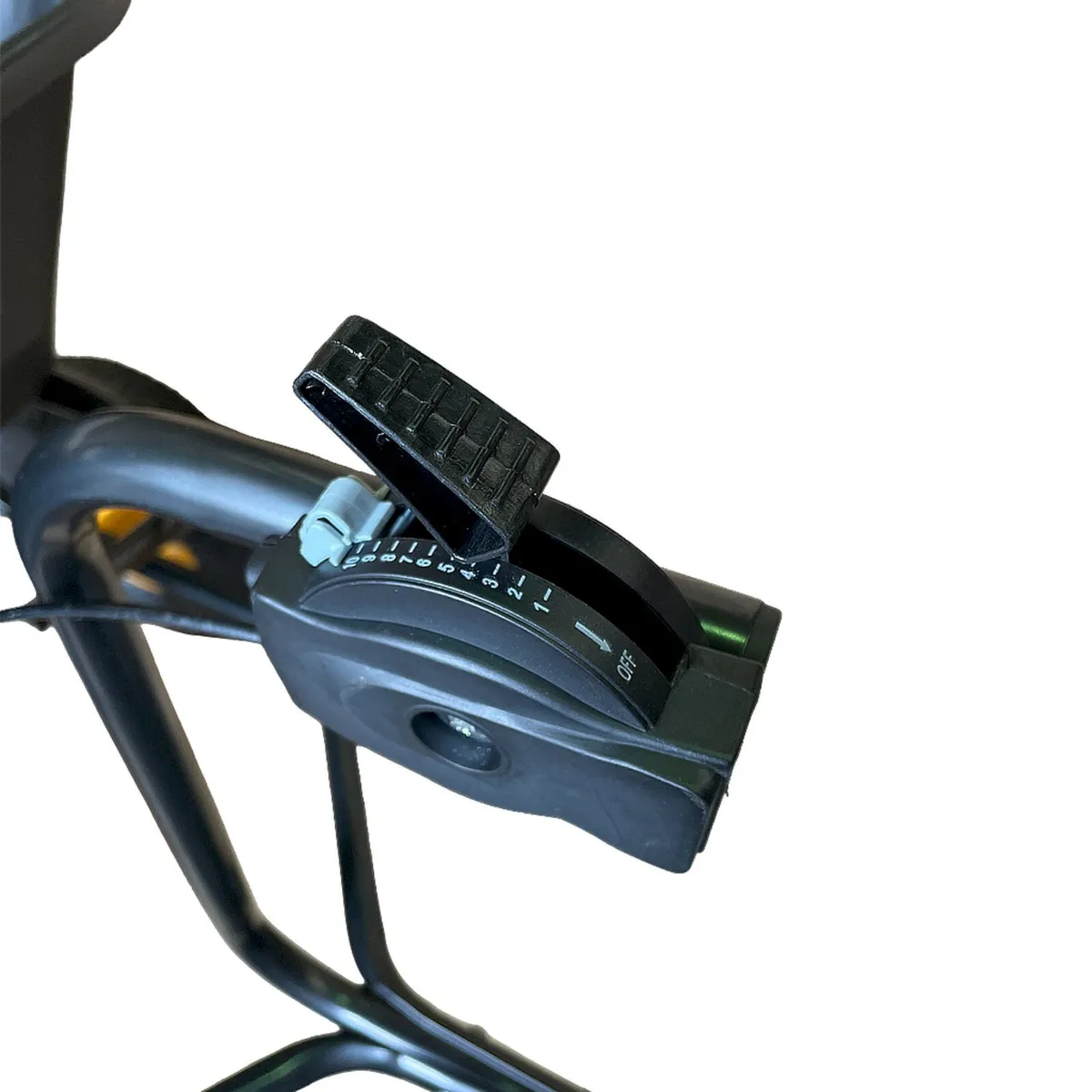 Piranha 50kg/110lb Towed Broadcast Spreader - Image 3