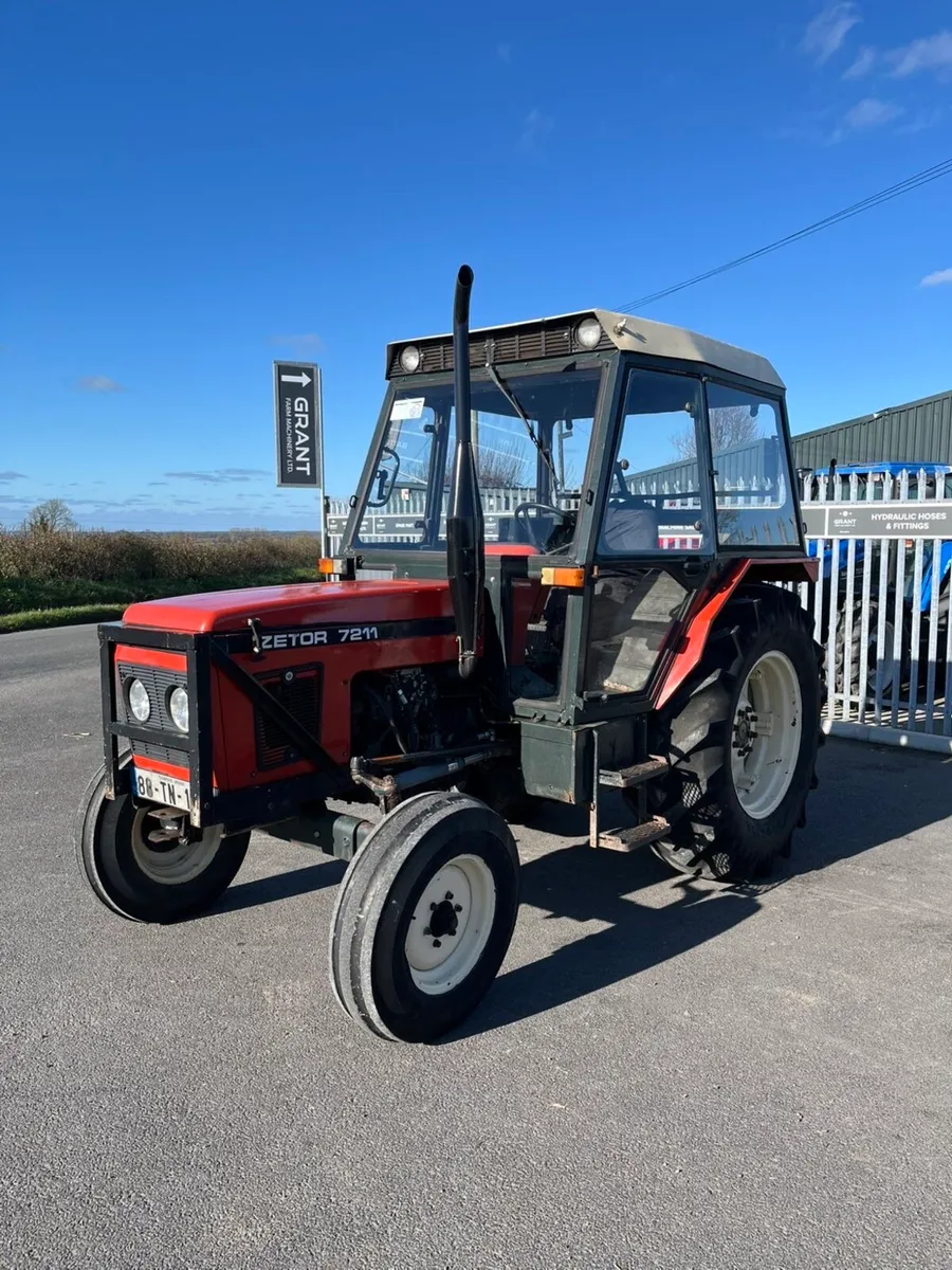 Zetor 7211 - Image 1