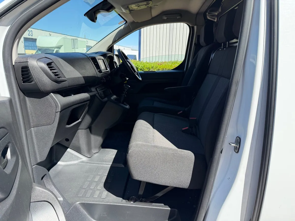 Vauxhall Vivaro 2023 - Image 4