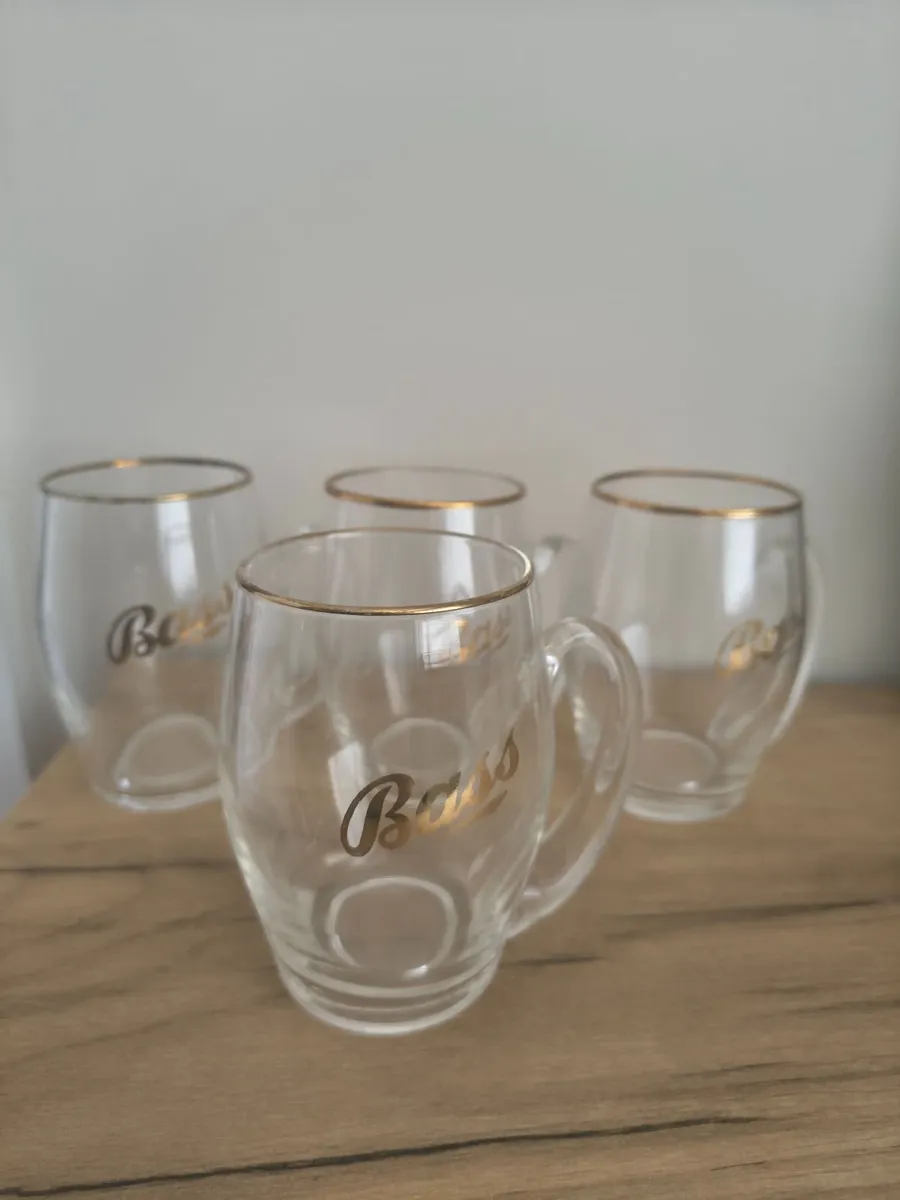 Bass Half Pint Glasses - Image 3