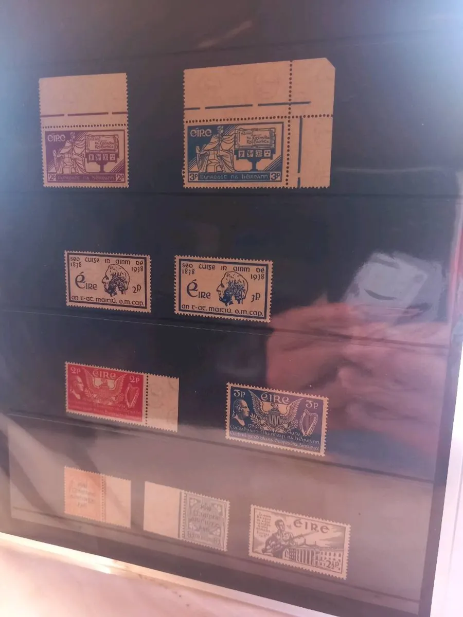 9 collectible old Irish stamps, mint, D18 post 3 - Image 1