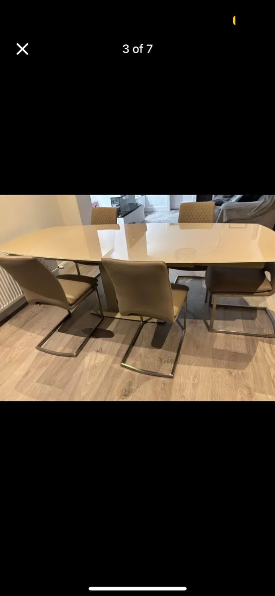 Tempered glass table and chairs - Image 3