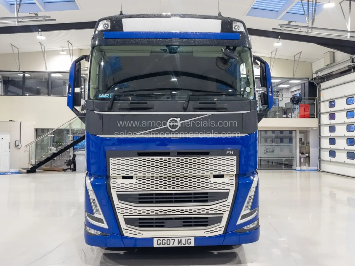 2020 VOLVO FH 460 GLOBETROTTER - Image 2