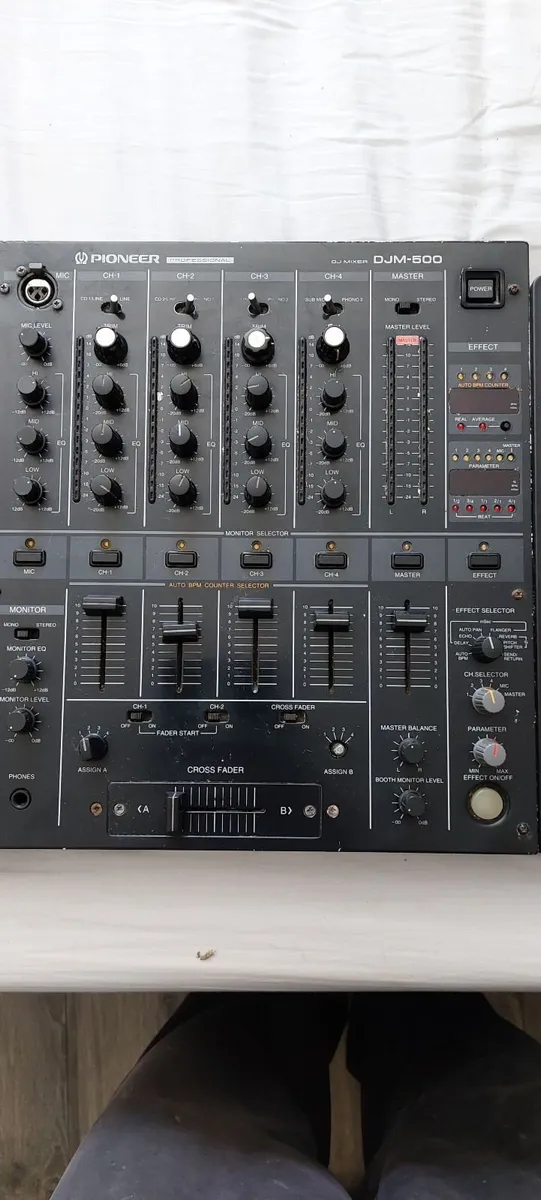 Dj equipment - Image 3