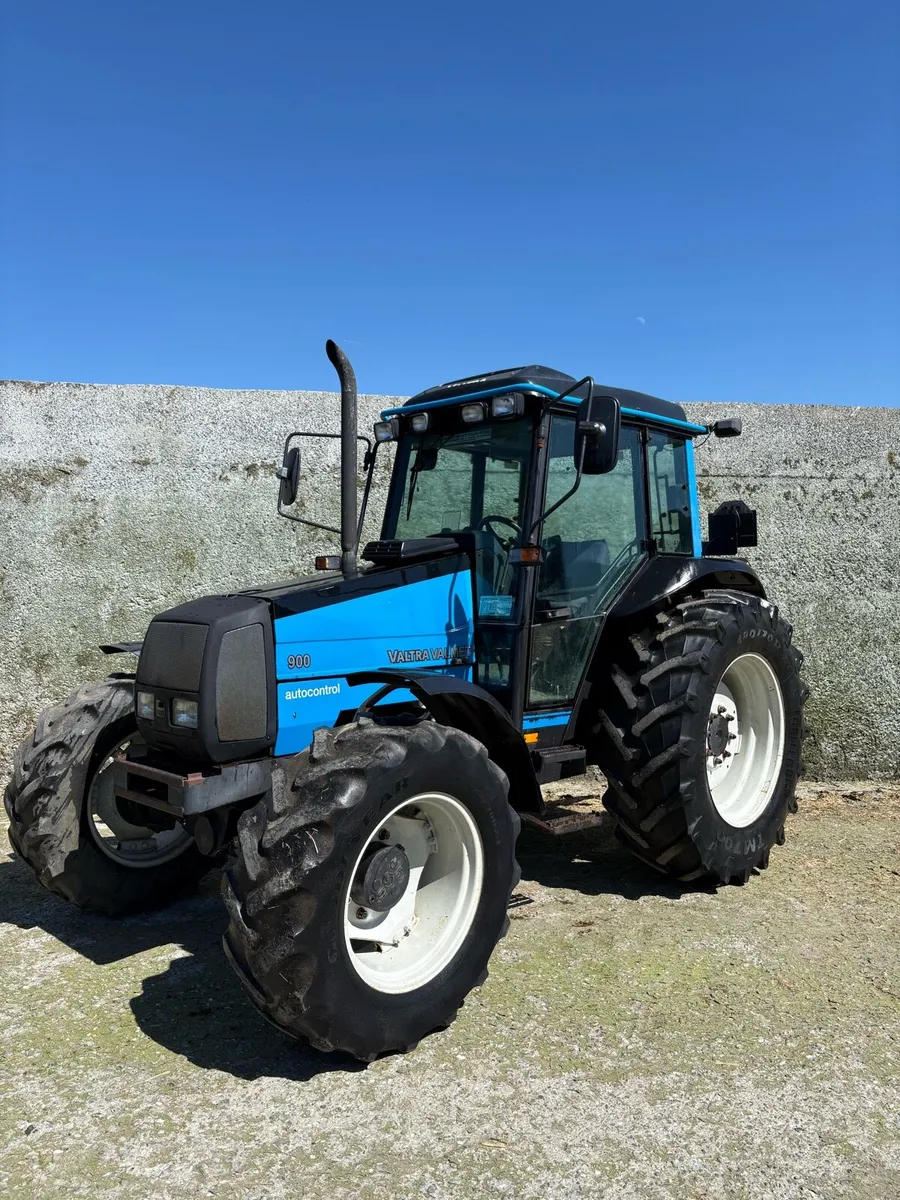 2004 Valtra Valmet 900 - Image 1