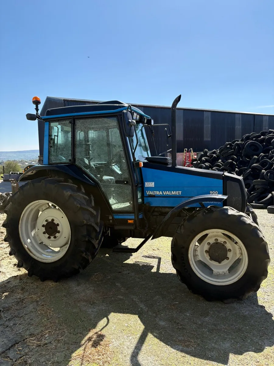 2004 Valtra Valmet 900 - Image 4