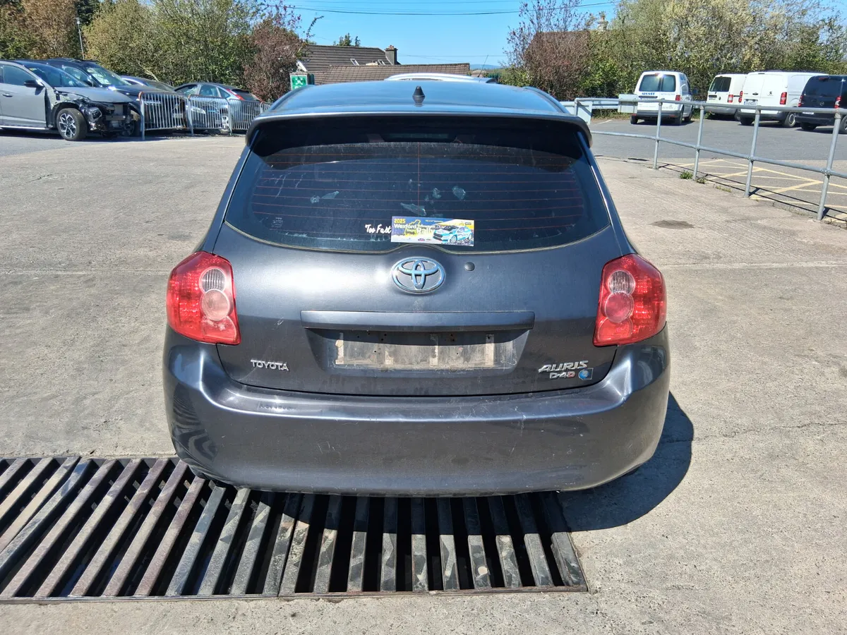 2007 TOTOTA AURIS 1.4 dsl (for parts only) - Image 4
