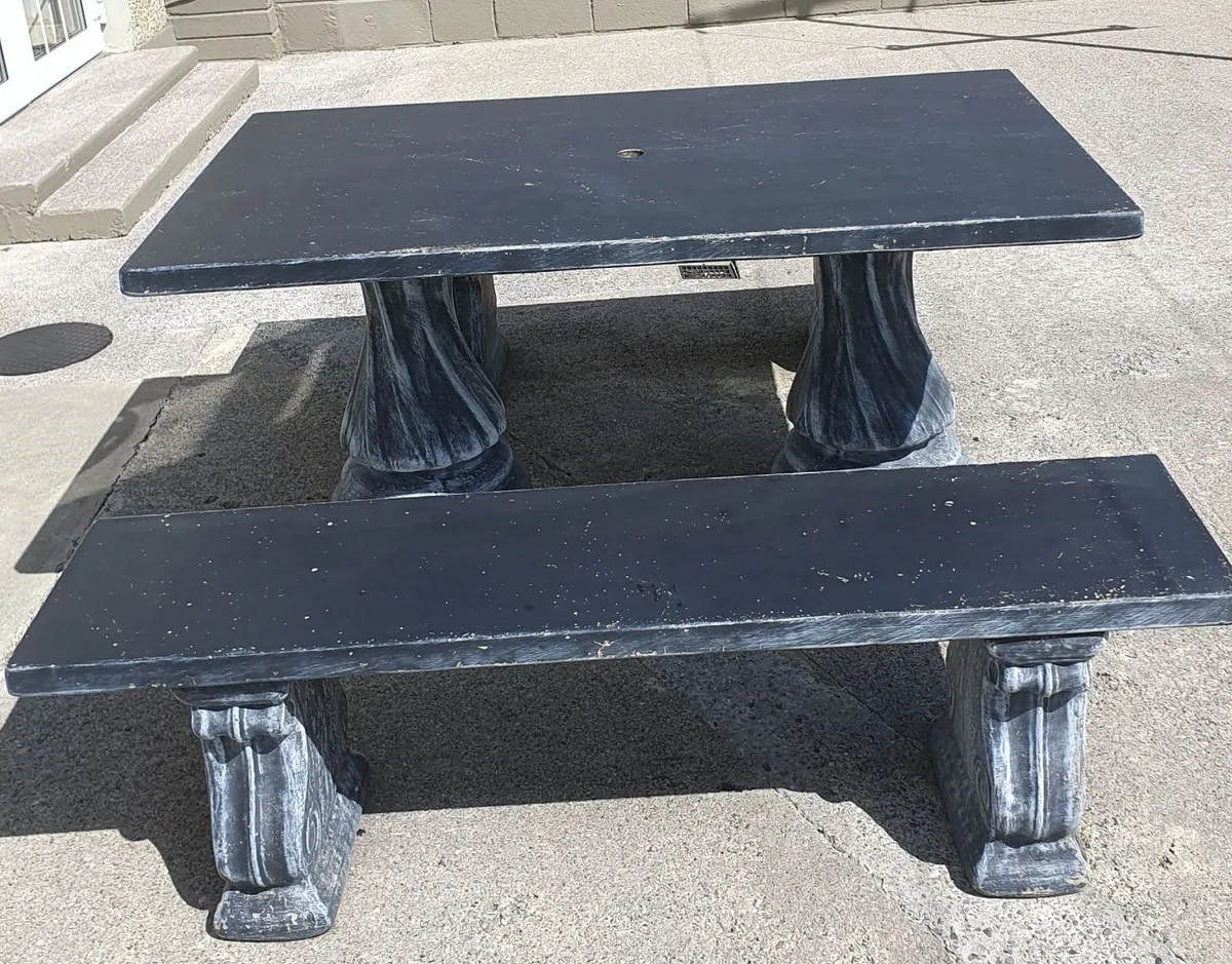 Stone Table - Image 3