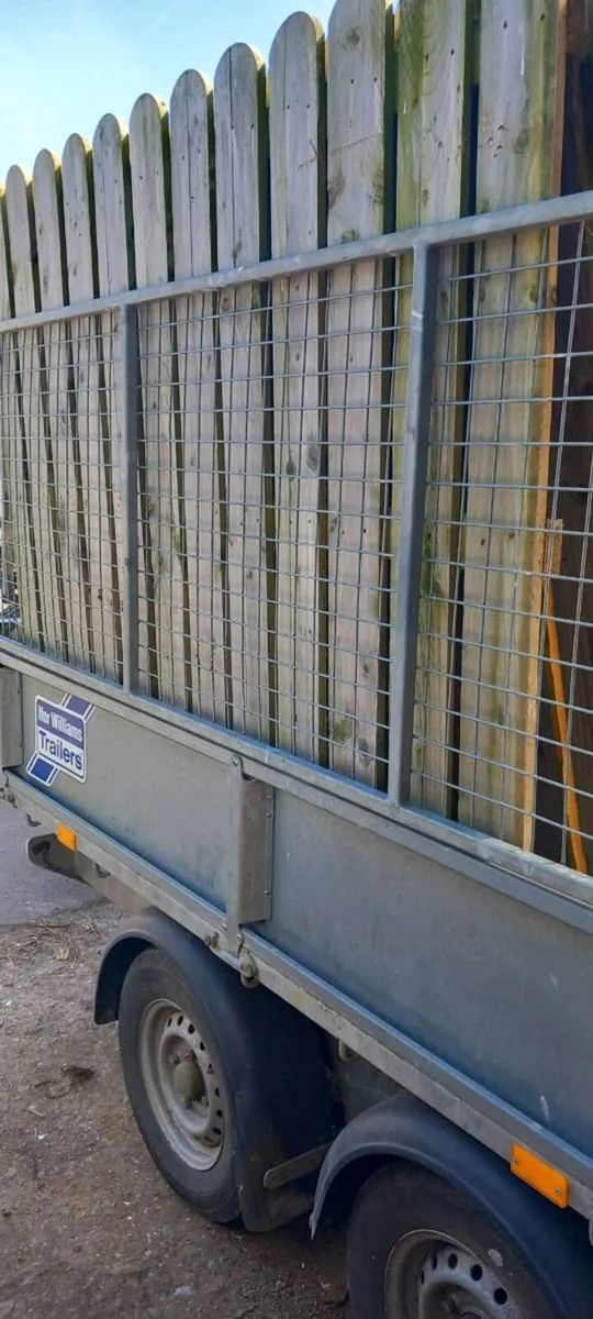 2 double sided  fence panels unused - Image 2