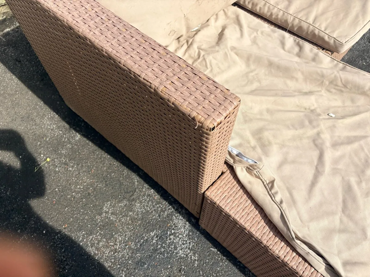 Garden Furniture - Image 3