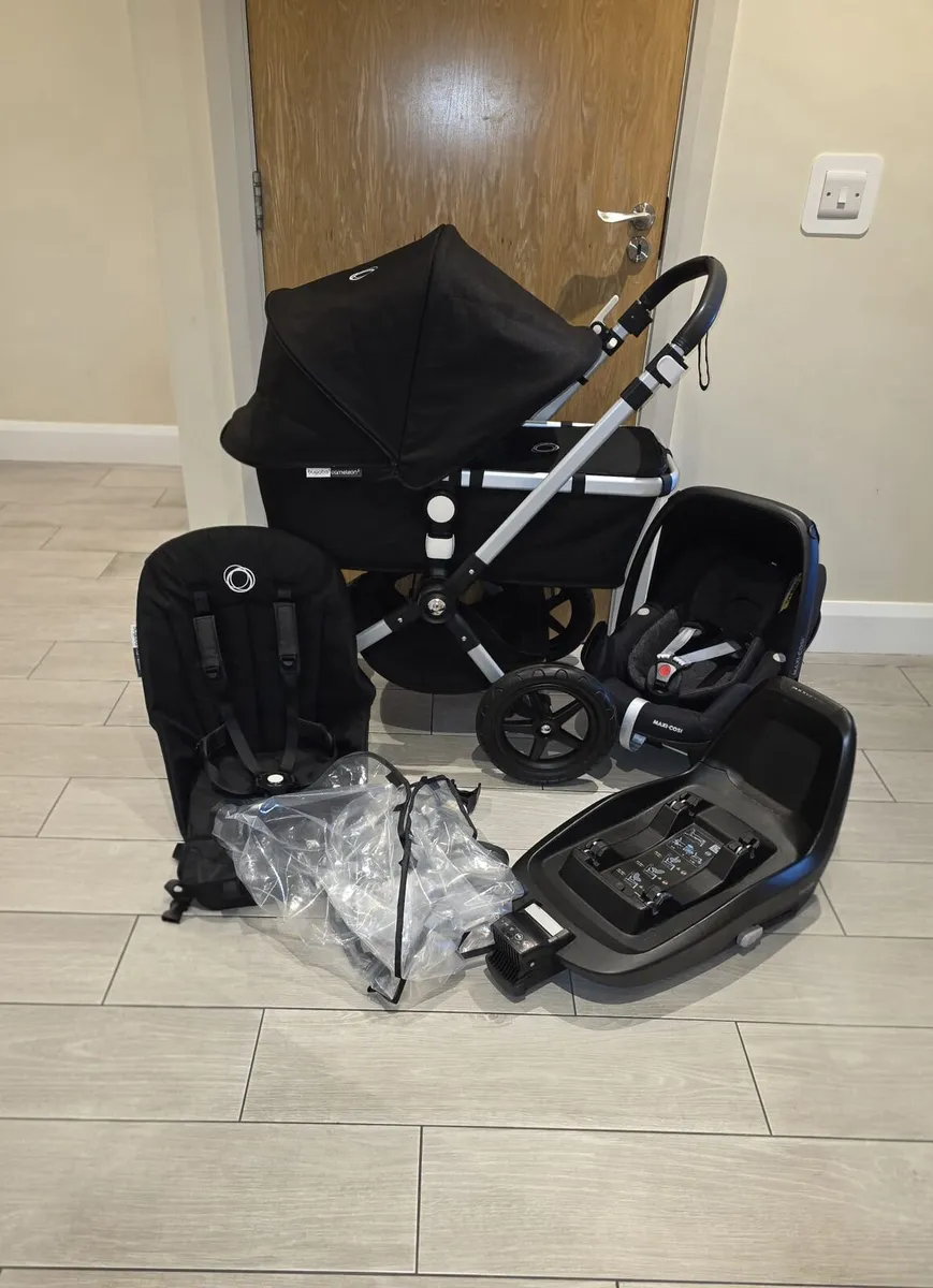 Nearly new Bugaboo Cameleon 3 plus, car seat isofi - Image 1