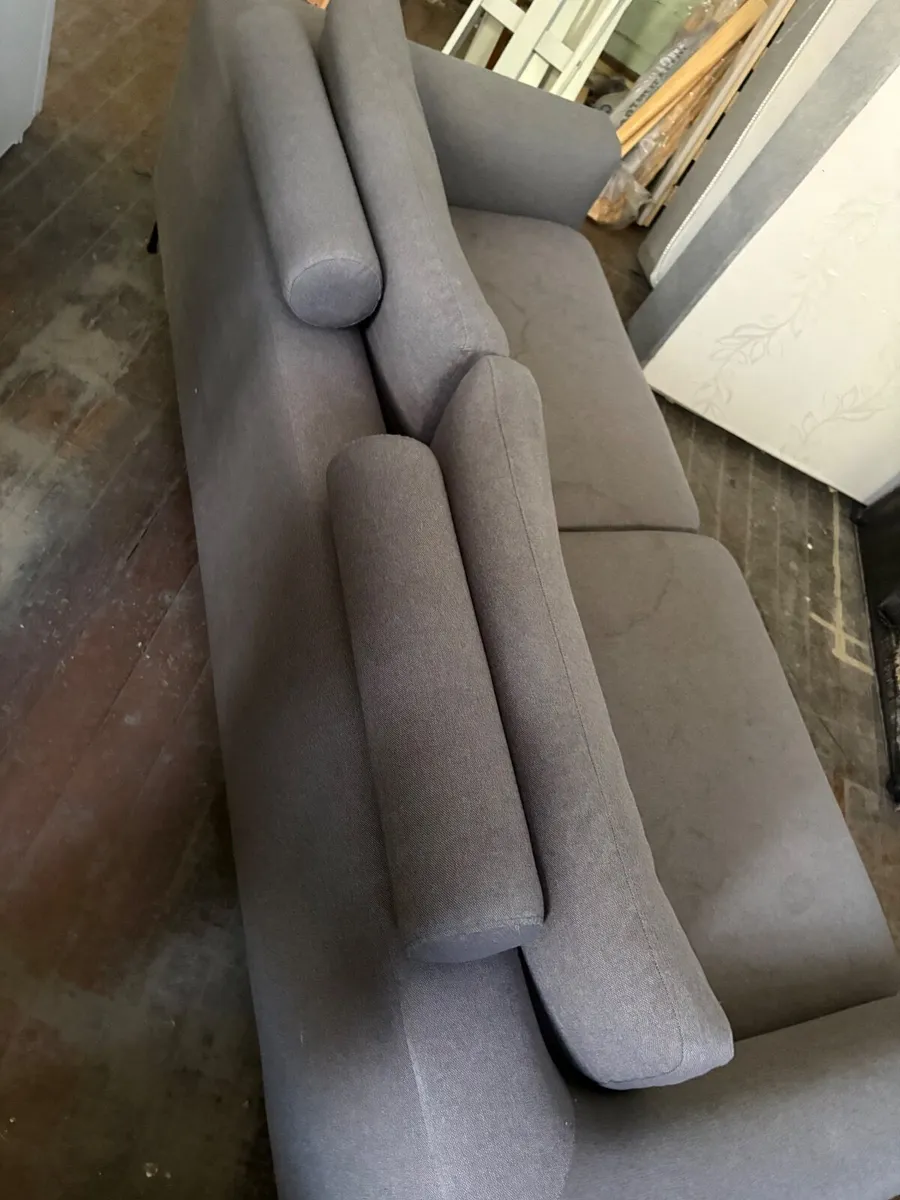 Sofa - Image 3