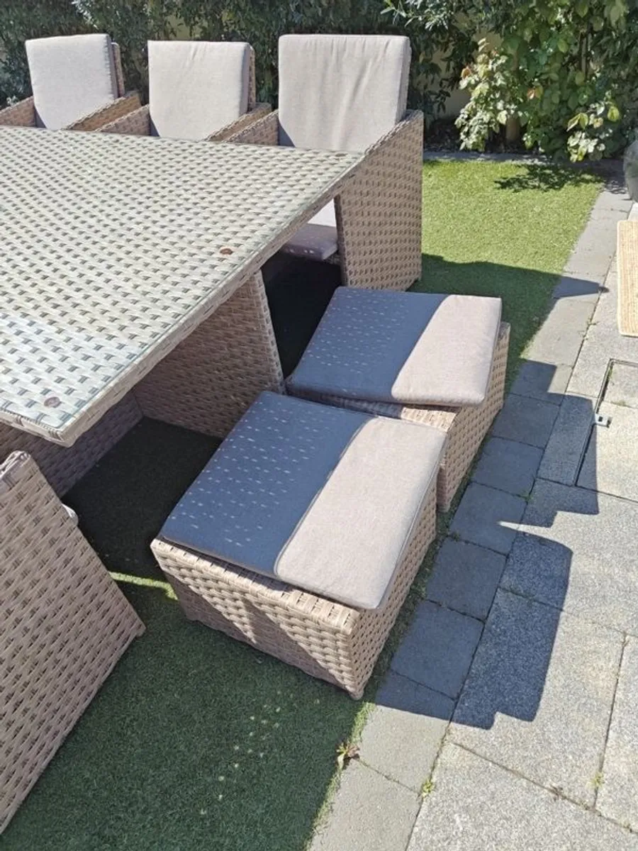 Rattan garden furniture - Image 3