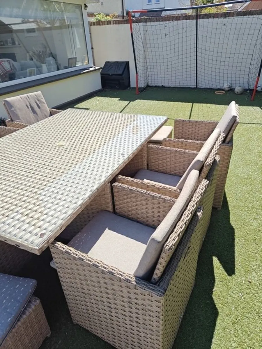 Rattan garden furniture - Image 4