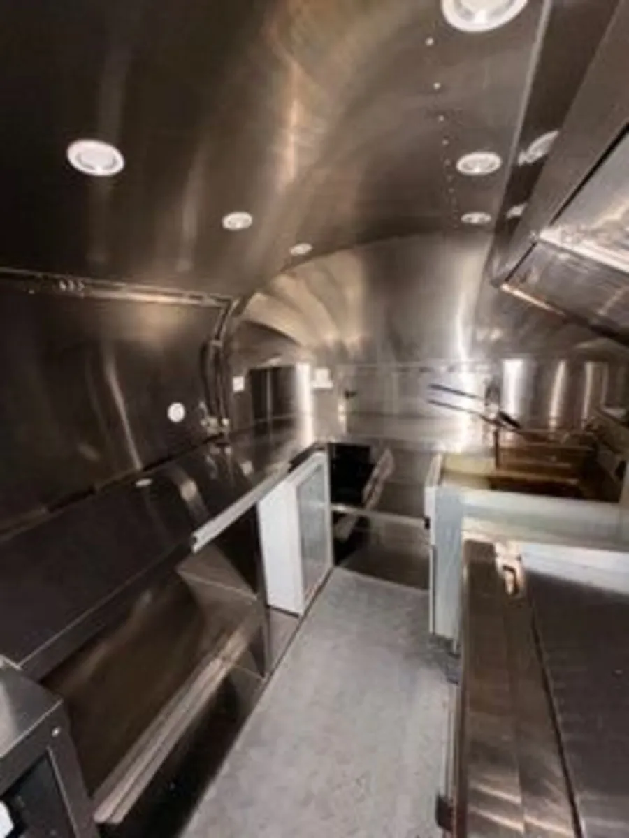 FOOD TRUCK - Price on Application - Image 4