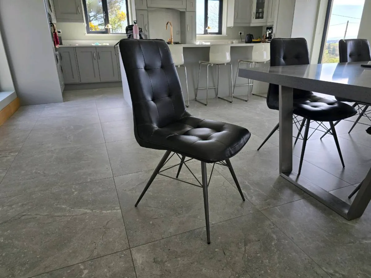 6 Kitchen Chairs - Image 2