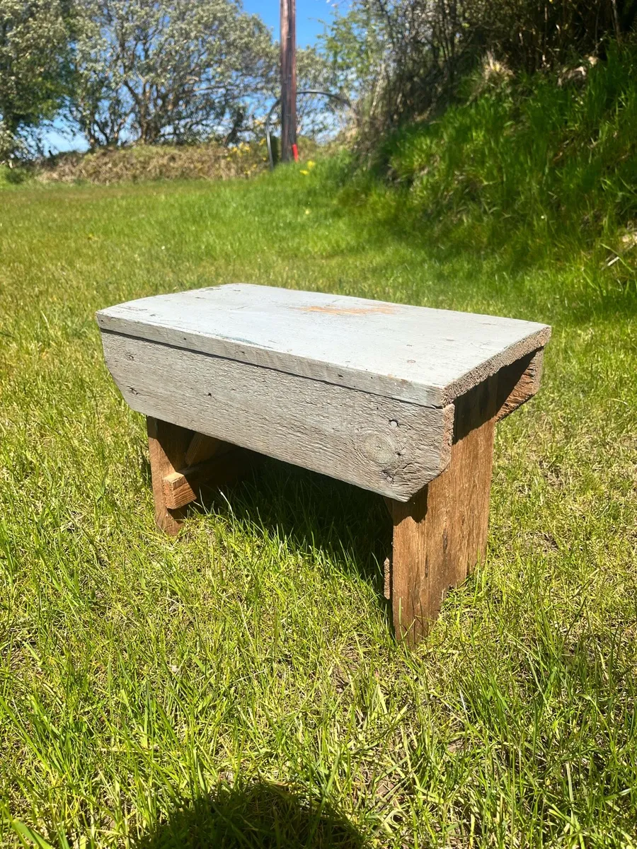 Antique Irish Pine Dairy Milking Stool - Image 2