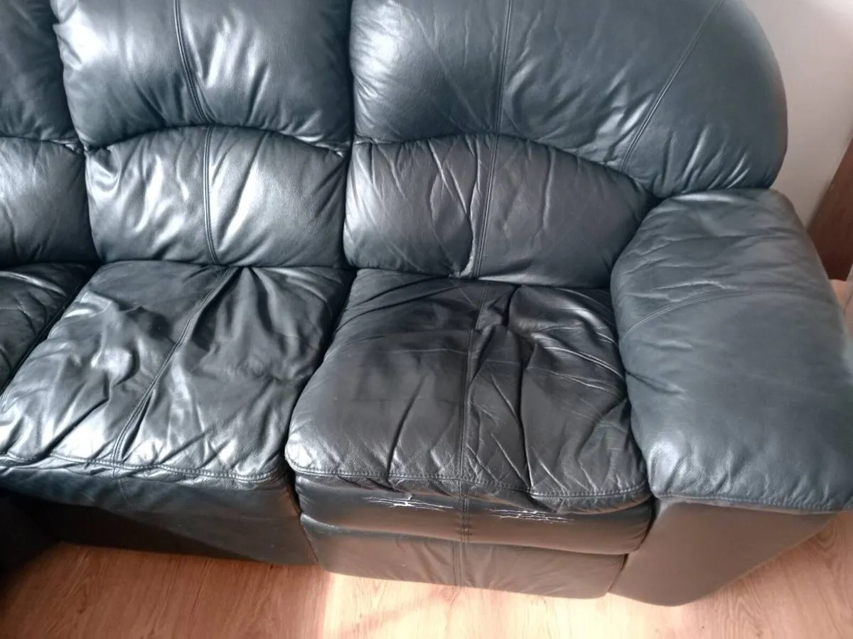 Couch - Image 3