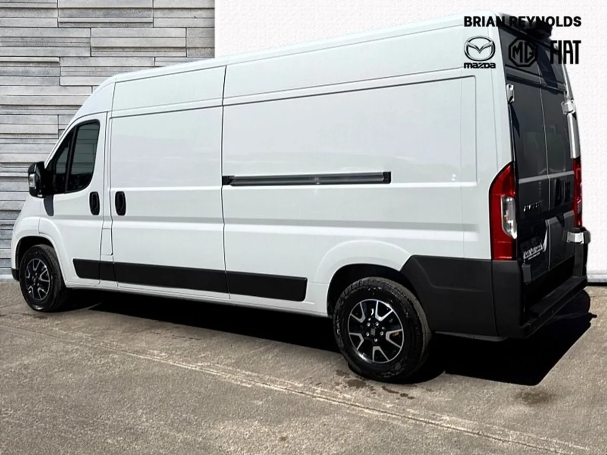 Fiat Ducato DUCATO 35 L3H2 2.2 140BHP TECNICO PLUS - Image 3