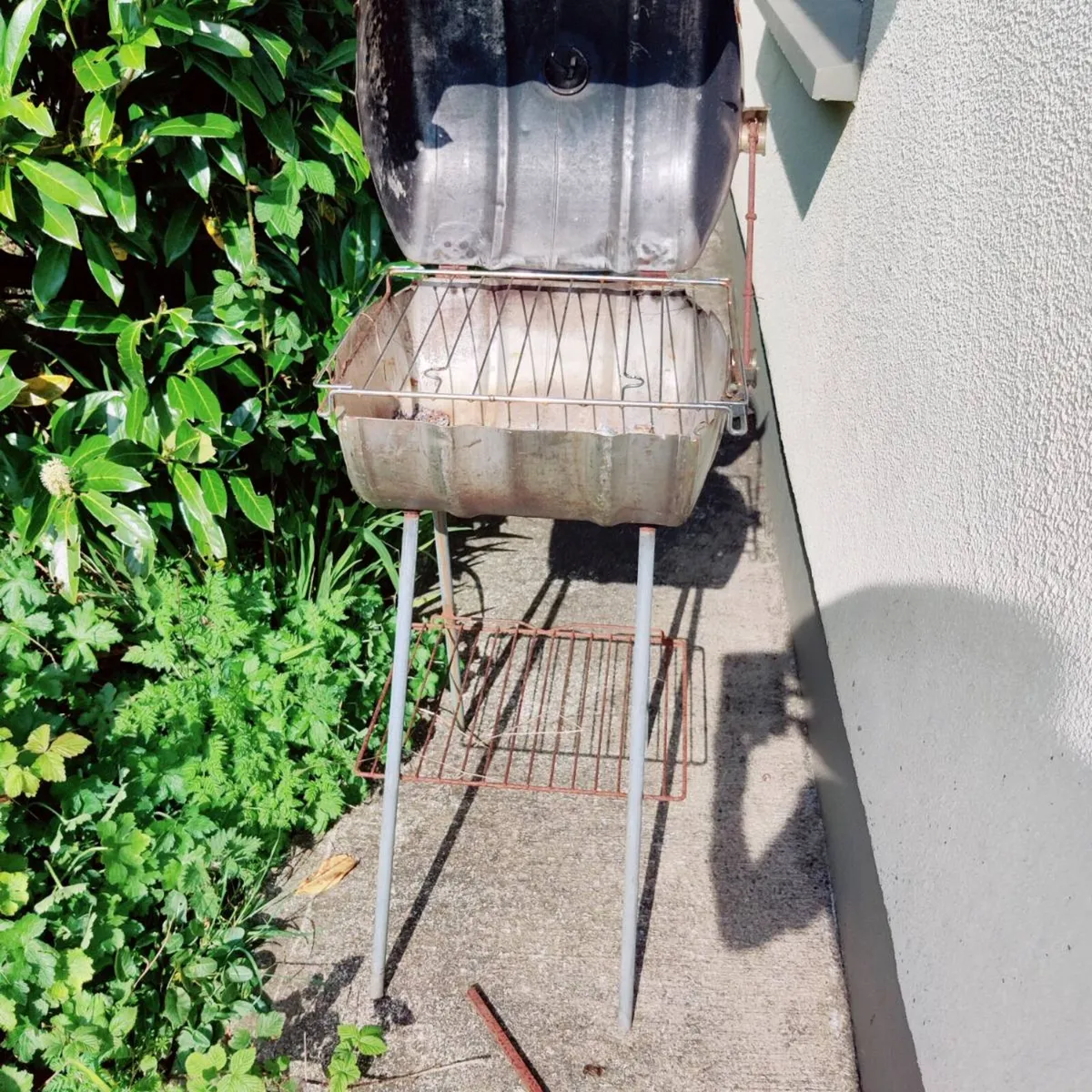 Barbeque For Sale - Image 2