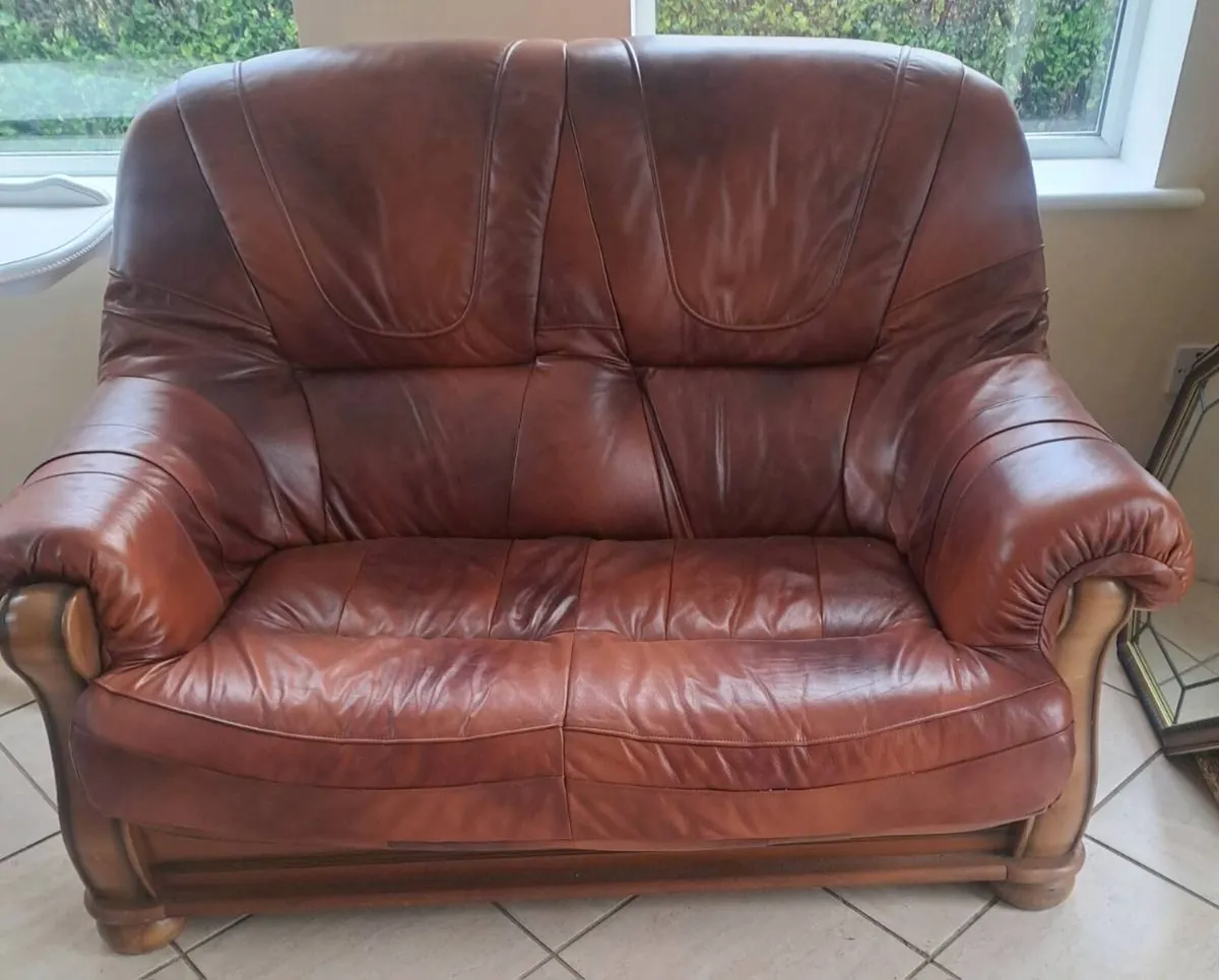 Leather Suite - Image 4