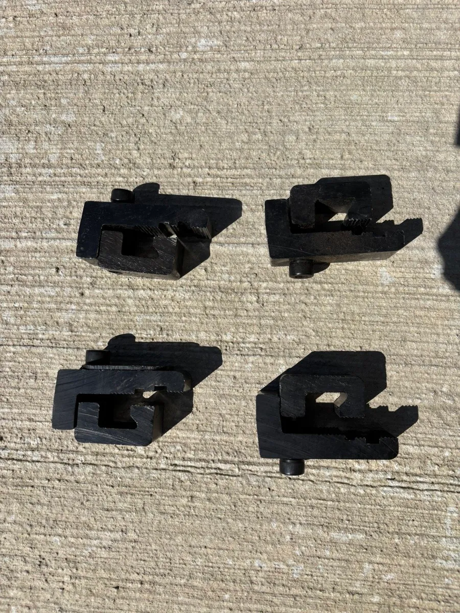 Roll Top with Roll Bars Nissan Navara - Image 4