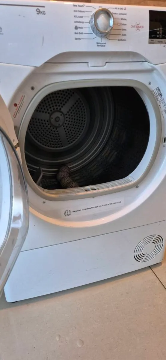 Faulty Hoover 9kg condenser dryer - Image 1