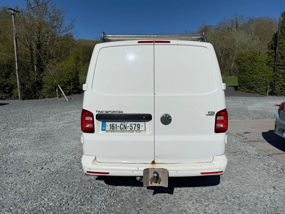 2016 Volkswagen Transporter 2.0TDI - Image 3