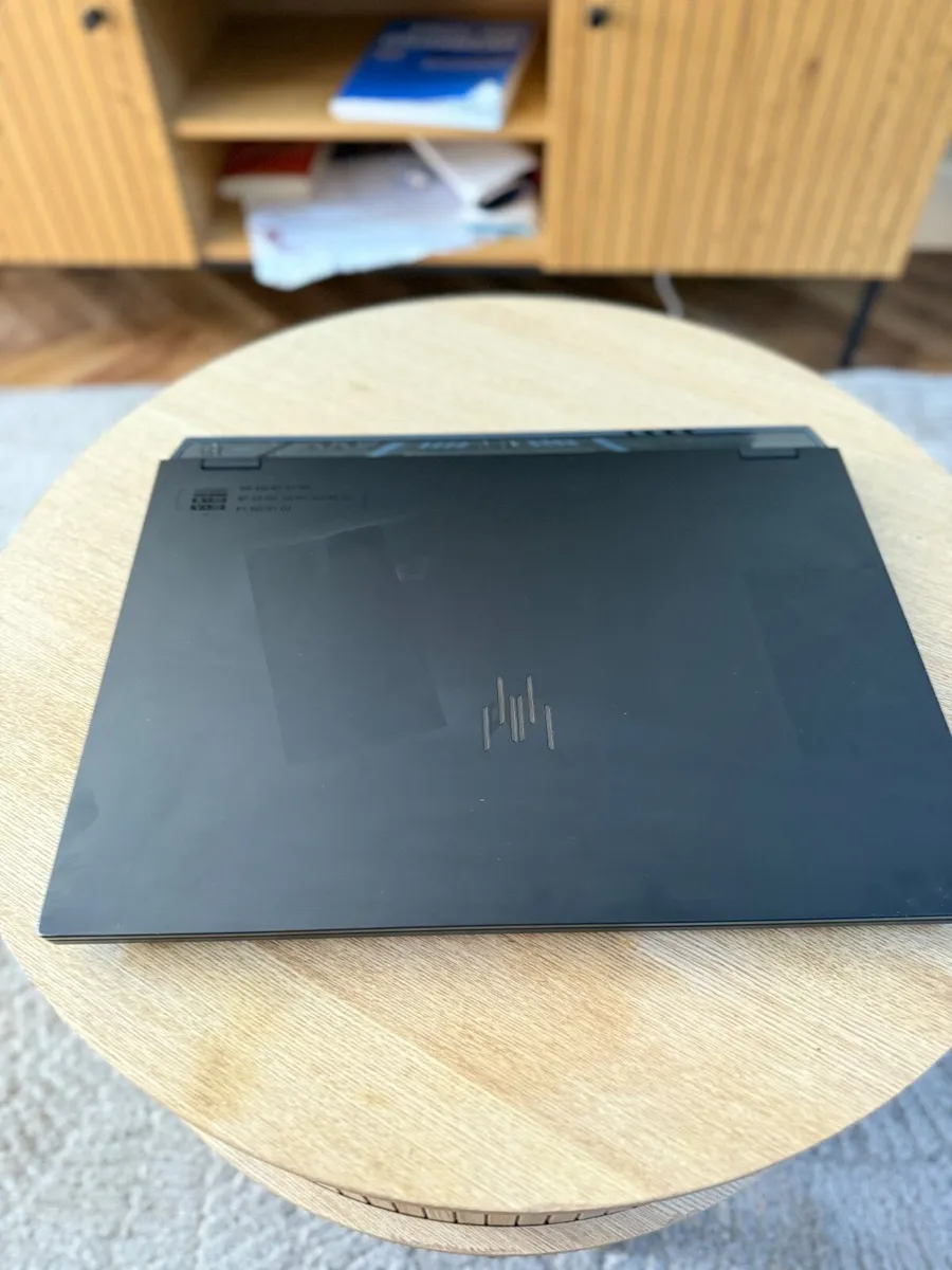 Laptop Acer Predator Helios Neo 18 - Image 2