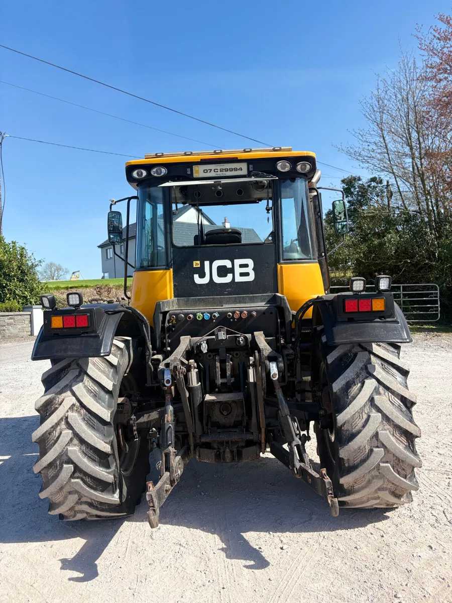 JCB Fastrac 3230 - Image 4