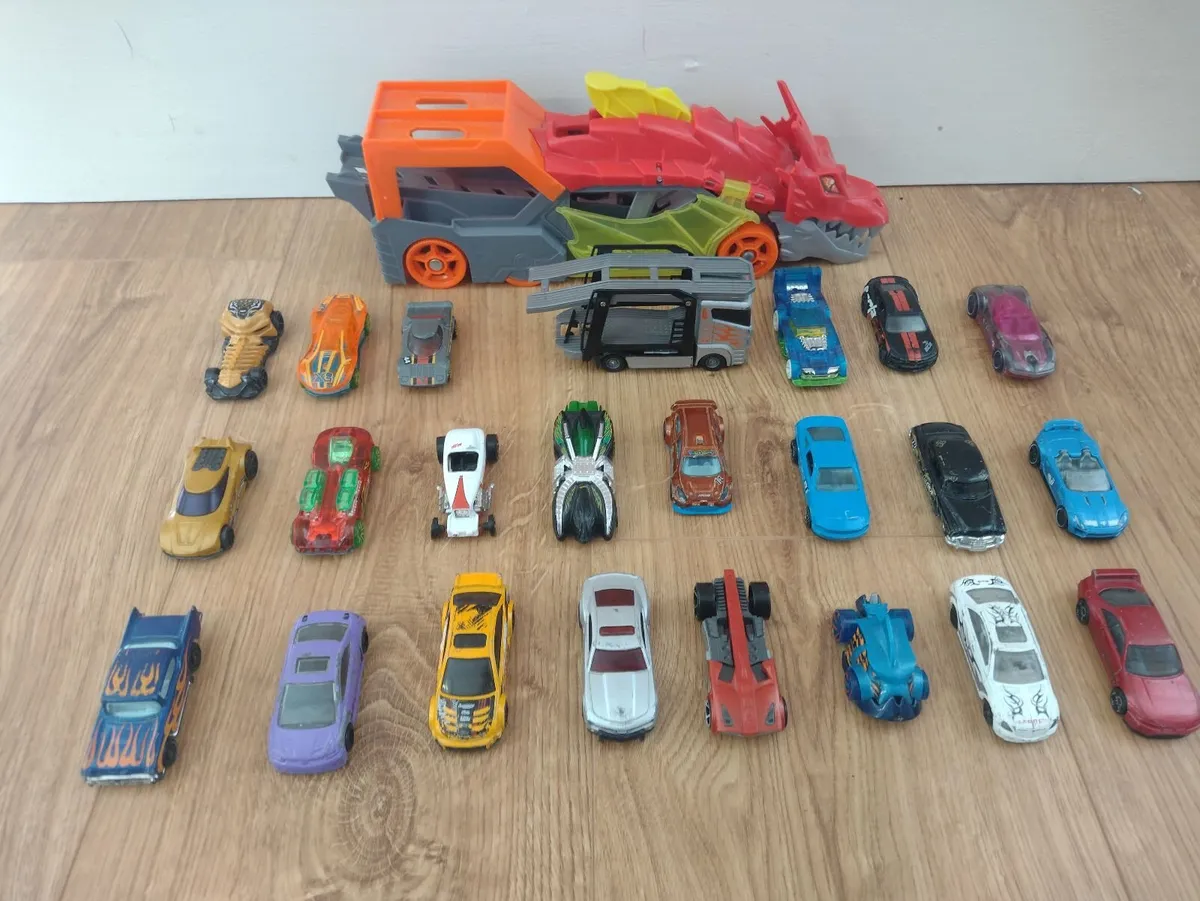 Hot wheels bargain bundle.
