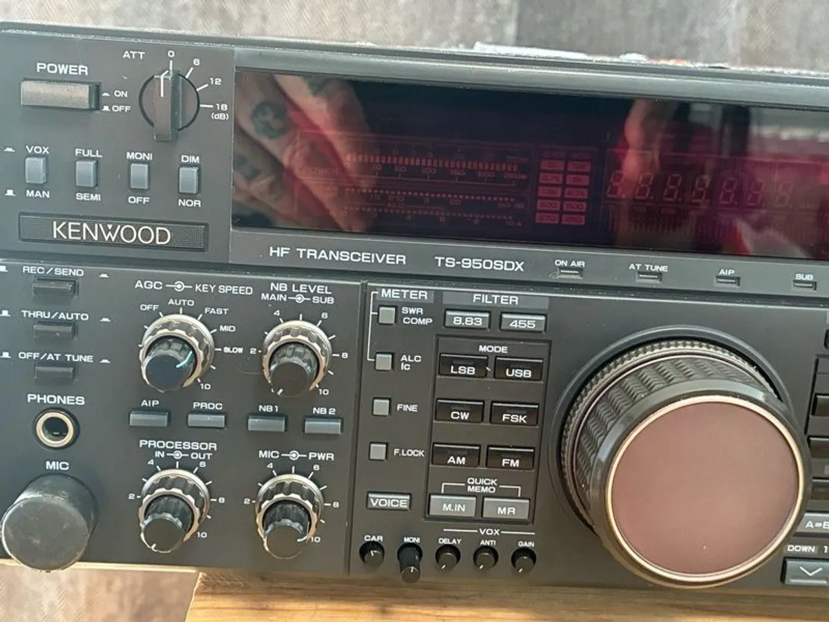Kenwood TS 950 SDX - Image 4