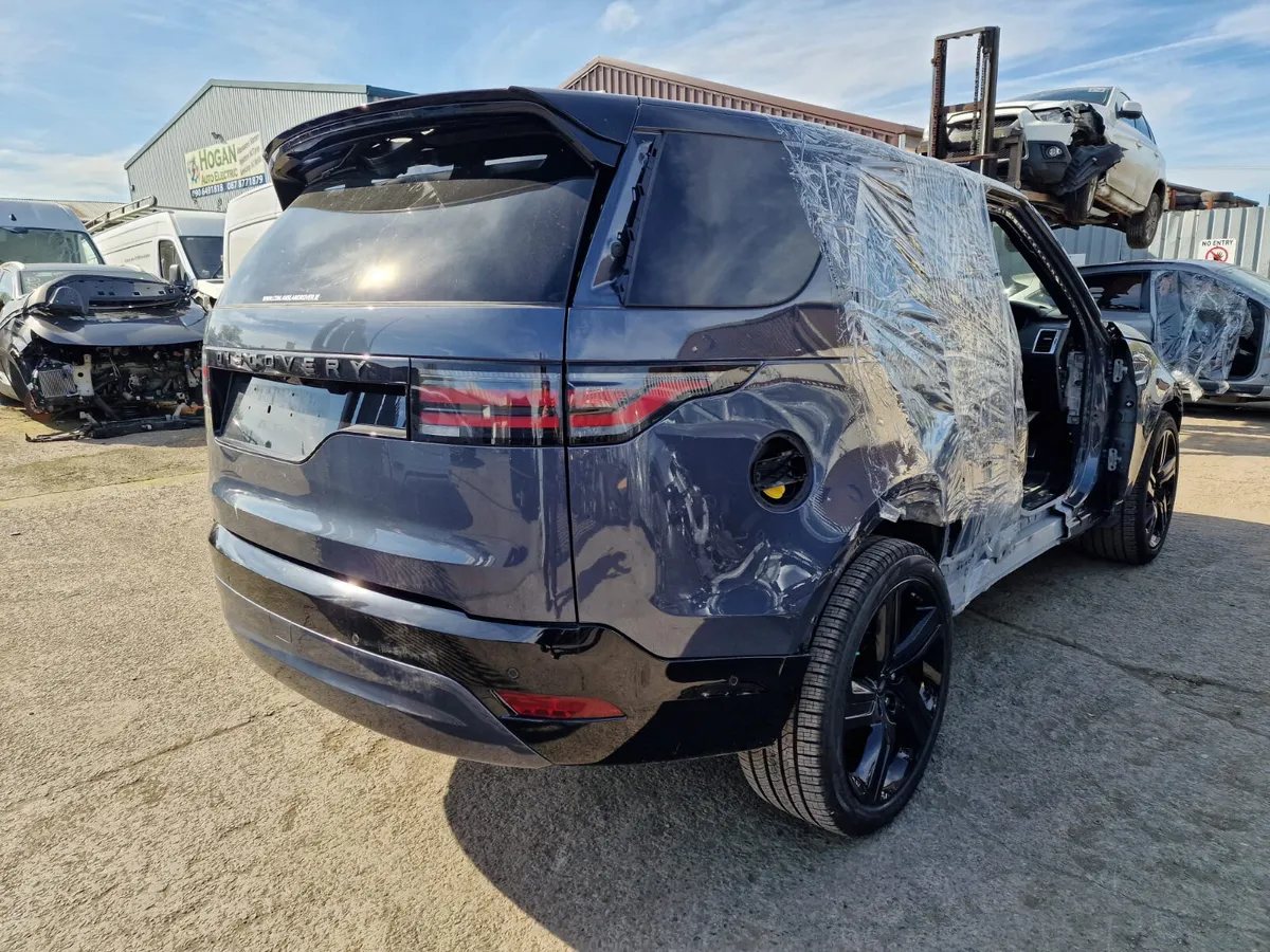 25 LAND ROVER DISCOVERY  3.0 D FOR BREAKING - Image 4