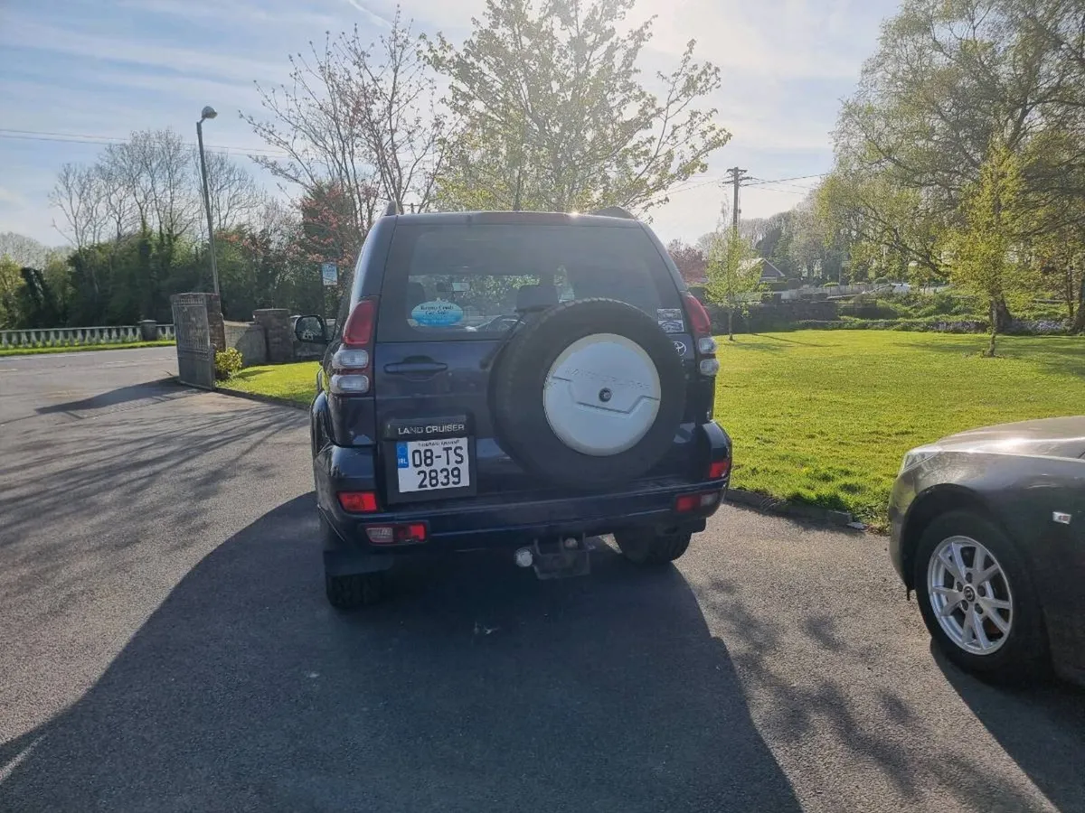 Toyota Landcruiser - Image 3