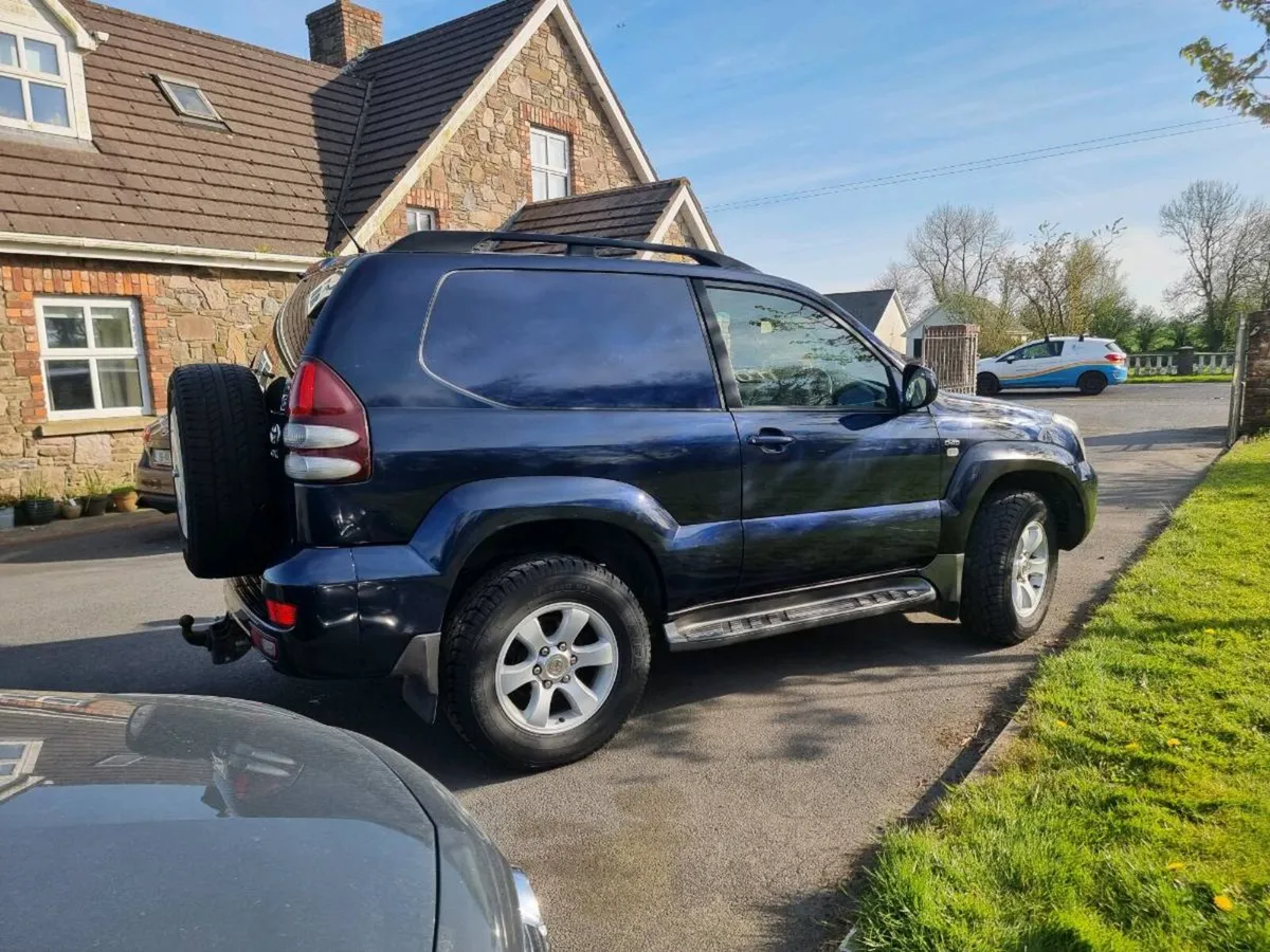 Toyota Landcruiser - Image 4