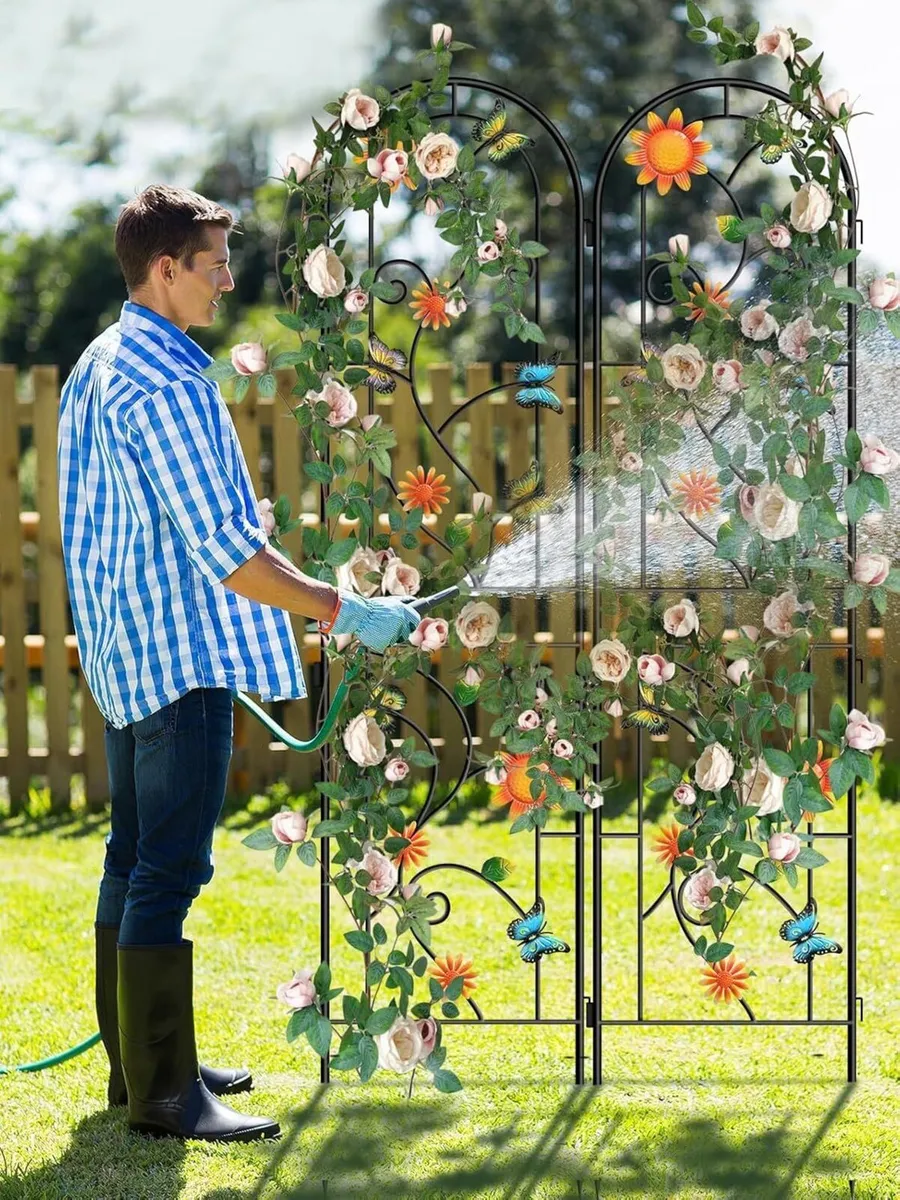 2.2 M Garden Trellis for Climbing Plants 4 Pack - Image 2