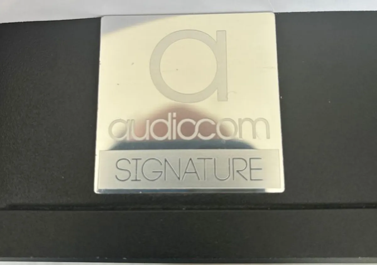 Audiocom full signature upgraded Oppo 105D - Image 1