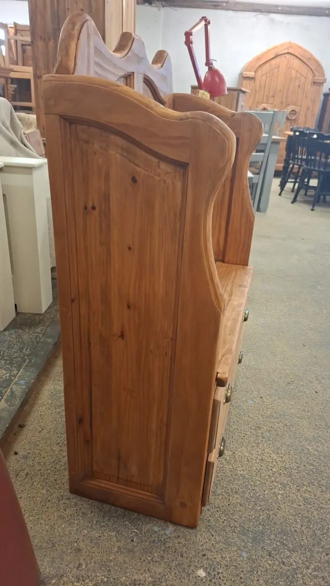 Reclaimed wood storage bench with drawers - Image 3