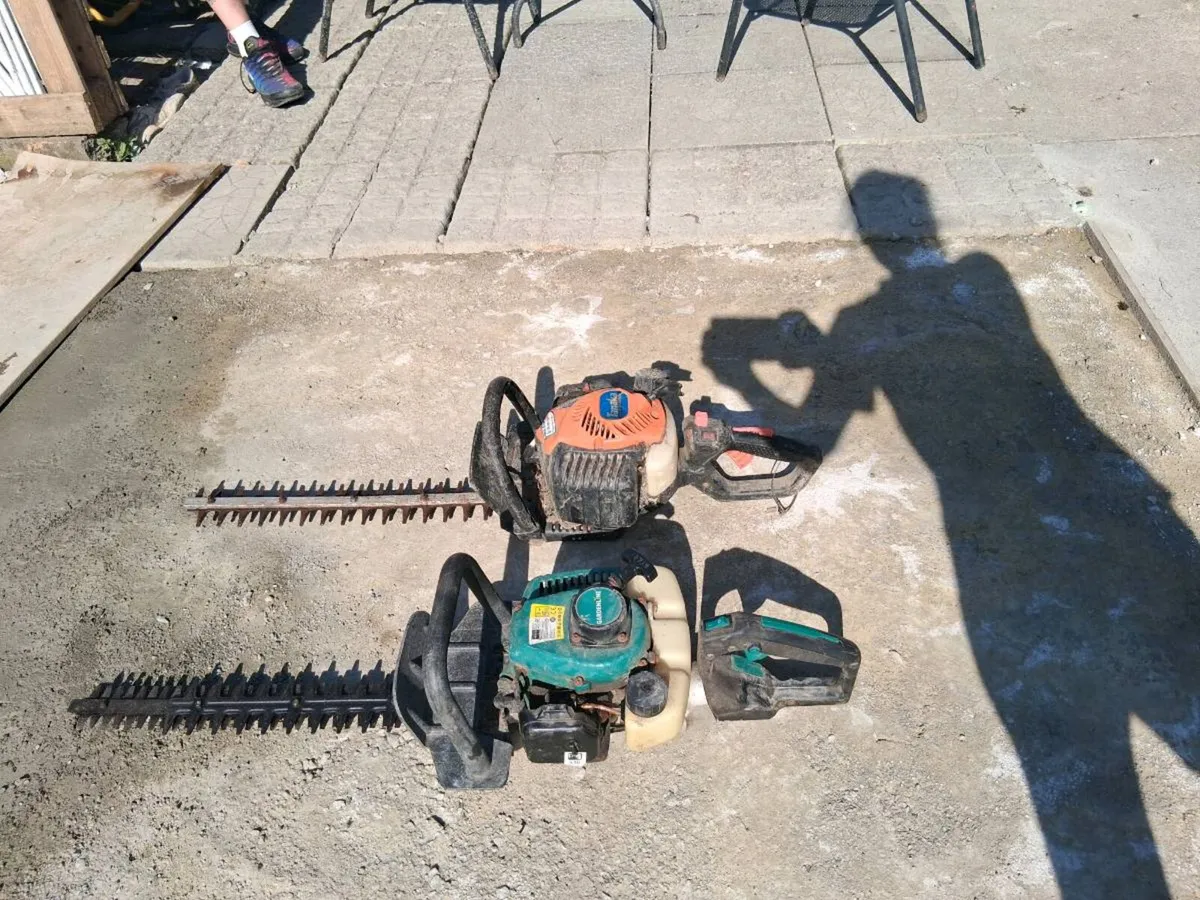 2 hedge cutters - Image 2
