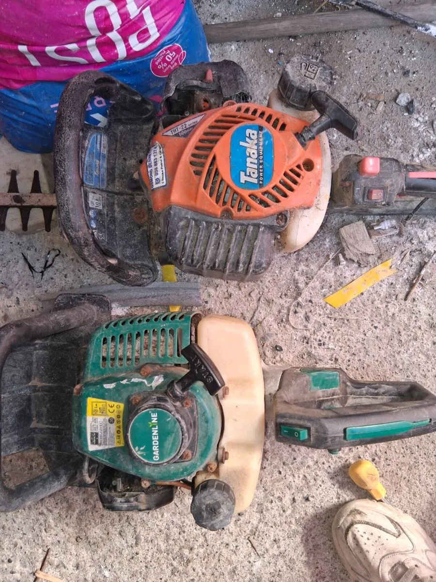 2 hedge cutters - Image 4