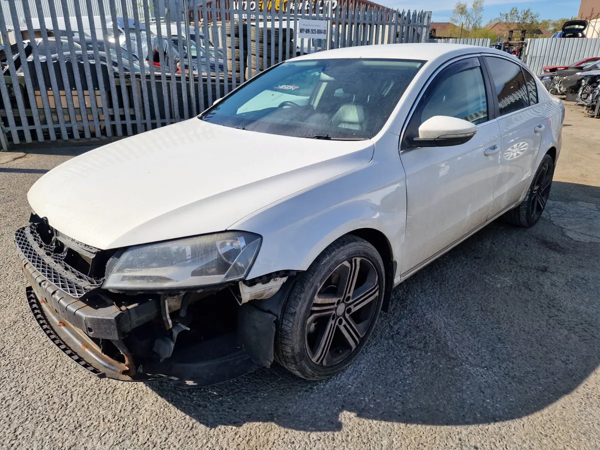 14 VOLKSWAGEN PASSAT  2.0 TDI (CFF) FOR BREAKING - Image 2