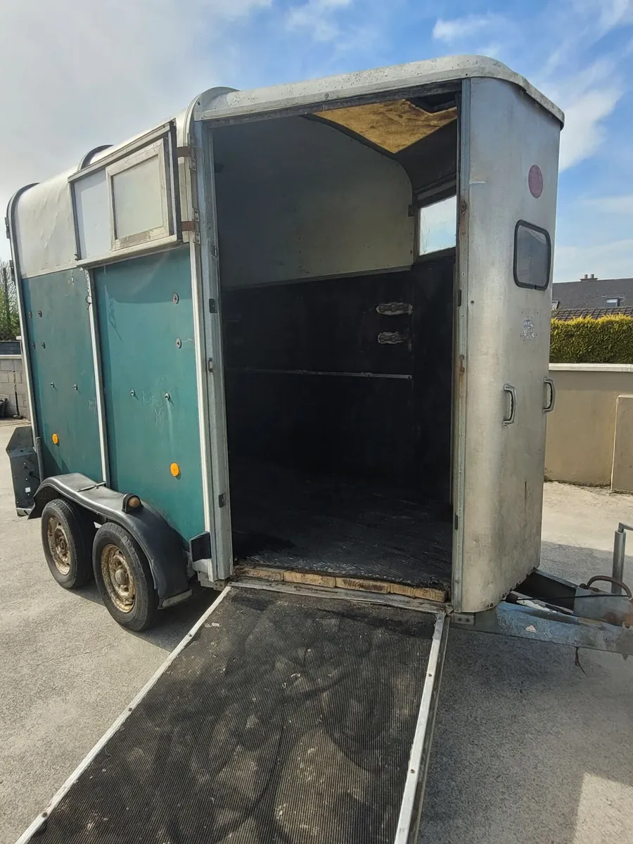 Ifor Williams 505 horse box new floor - Image 4