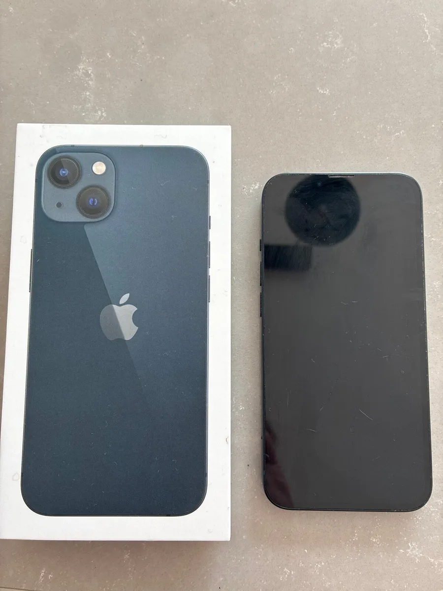 iPhone 13 - Image 1