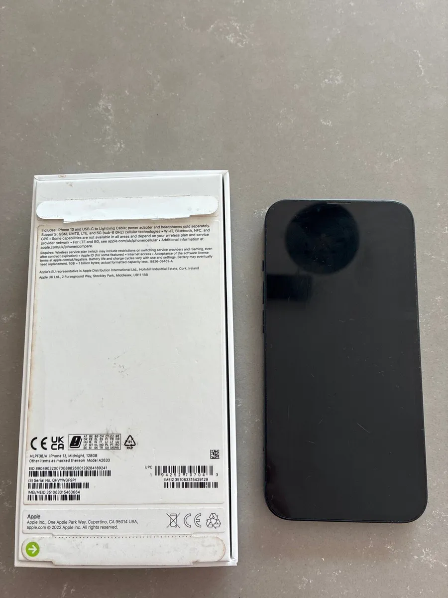 iPhone 13 - Image 2