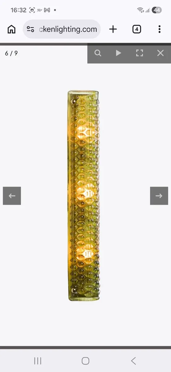 Stunning Wall Light - Image 2