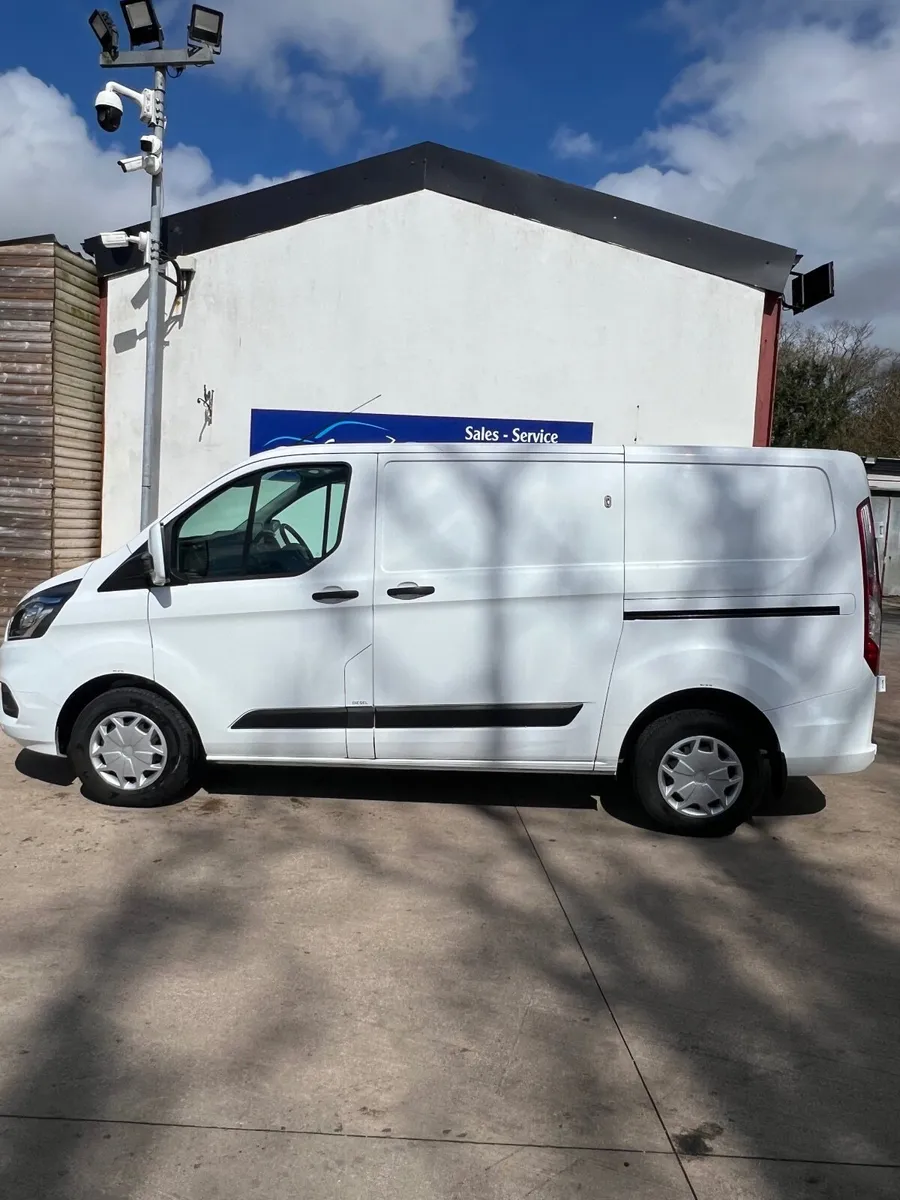 Ford Transit Custom 2020 - Image 2