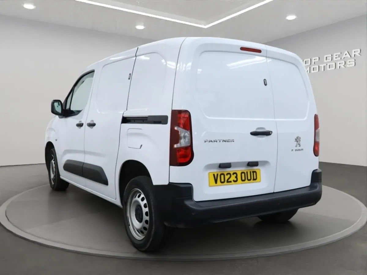 2023 Peugeot Partner 1.5 HDI Professional Premium+ - Image 2
