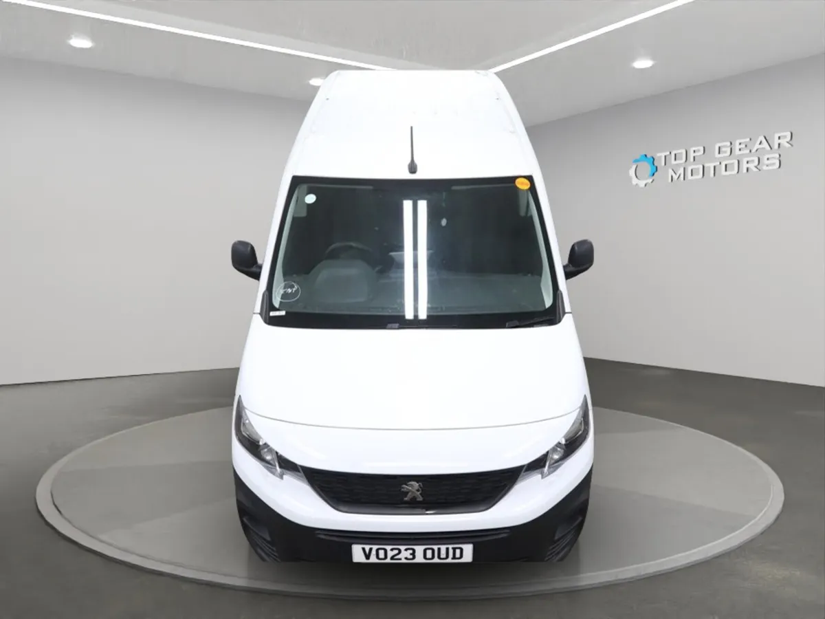 2023 Peugeot Partner 1.5 HDI Professional Premium+ - Image 3