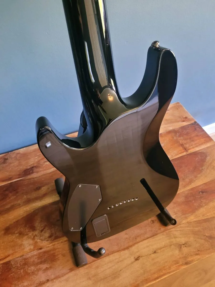 Schecter Hellraiser C-8 - Image 4