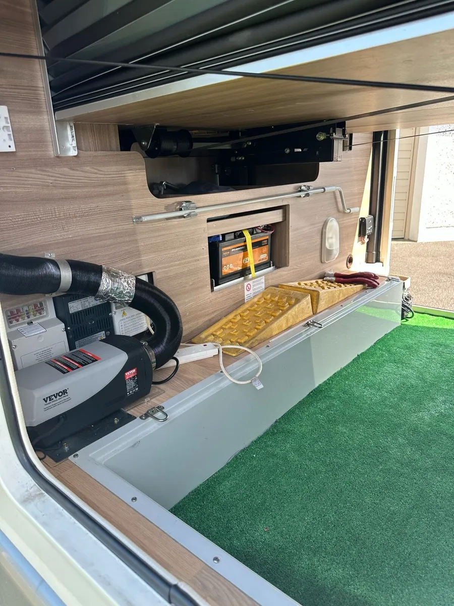 A Class Motorhome - Image 2